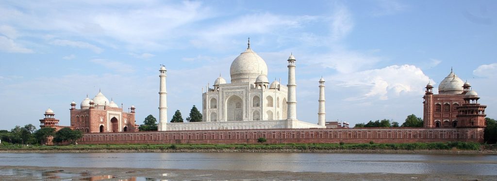 Taj_Mahal-10_cropped-1